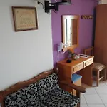 Apsedes * Trapezaki (Kefalonia)